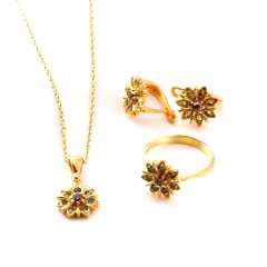 Alya Serisi Elmas ve Zümrüt Doğaltaşlı Set